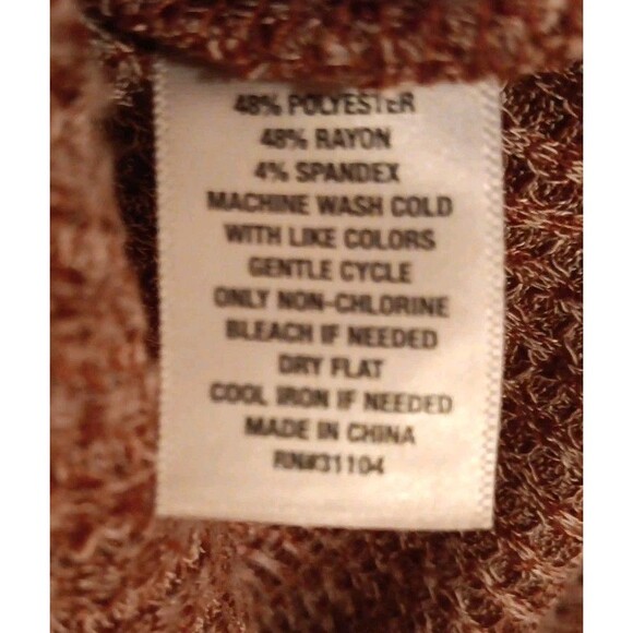 Women's New Directions Casual Blouse , Small - Picture 2 of 3